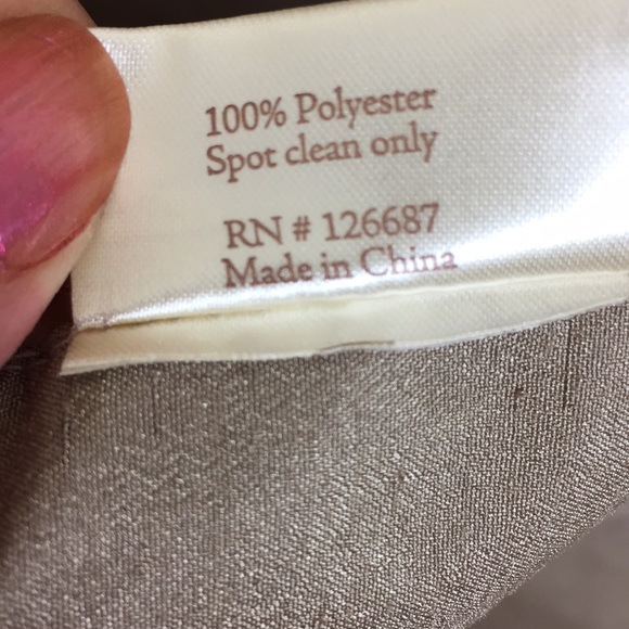 Inspired Tapestries Dark Beige Bows Table Runner - Picture 4 of 5